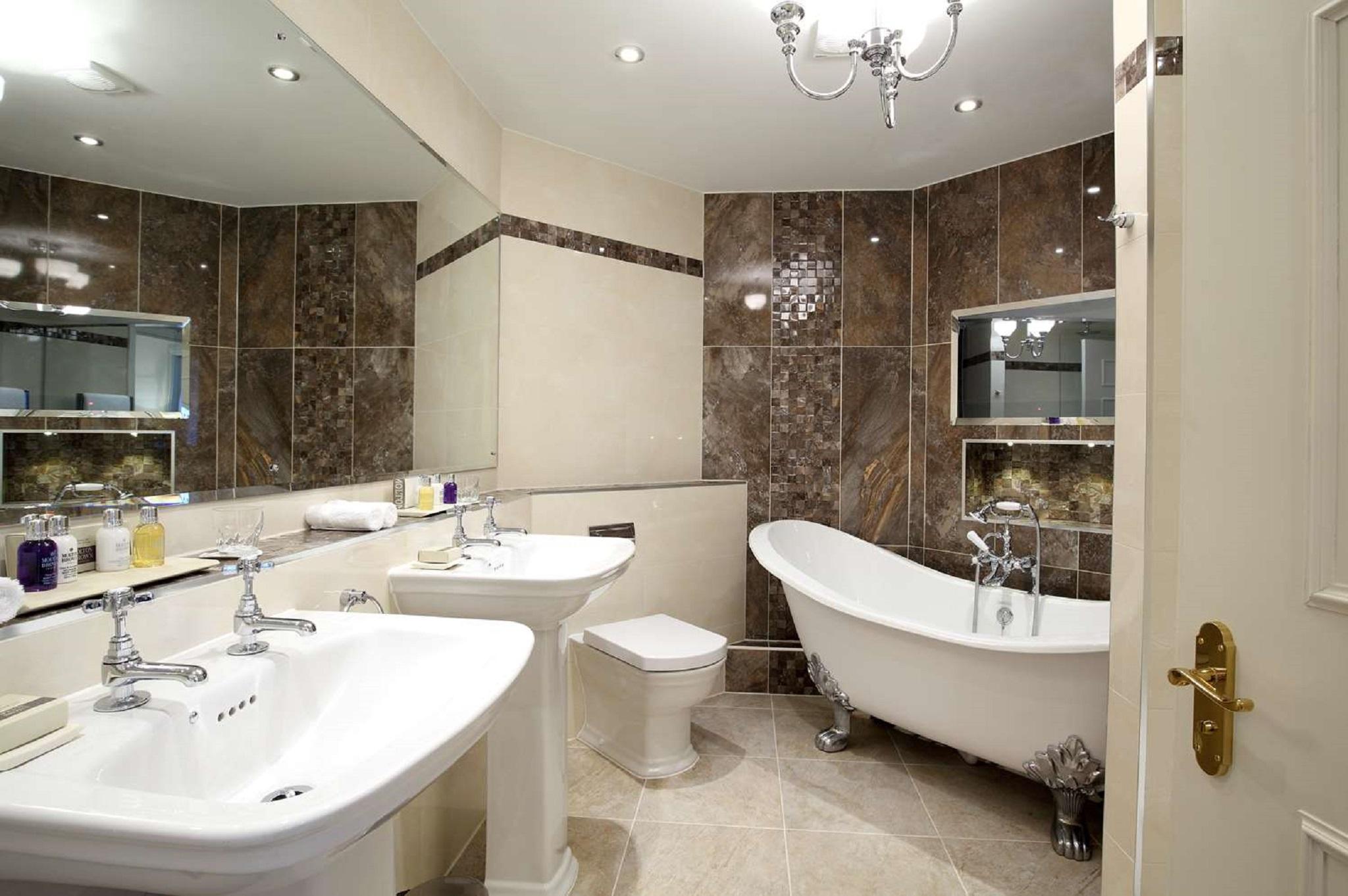 Macdonald Bath