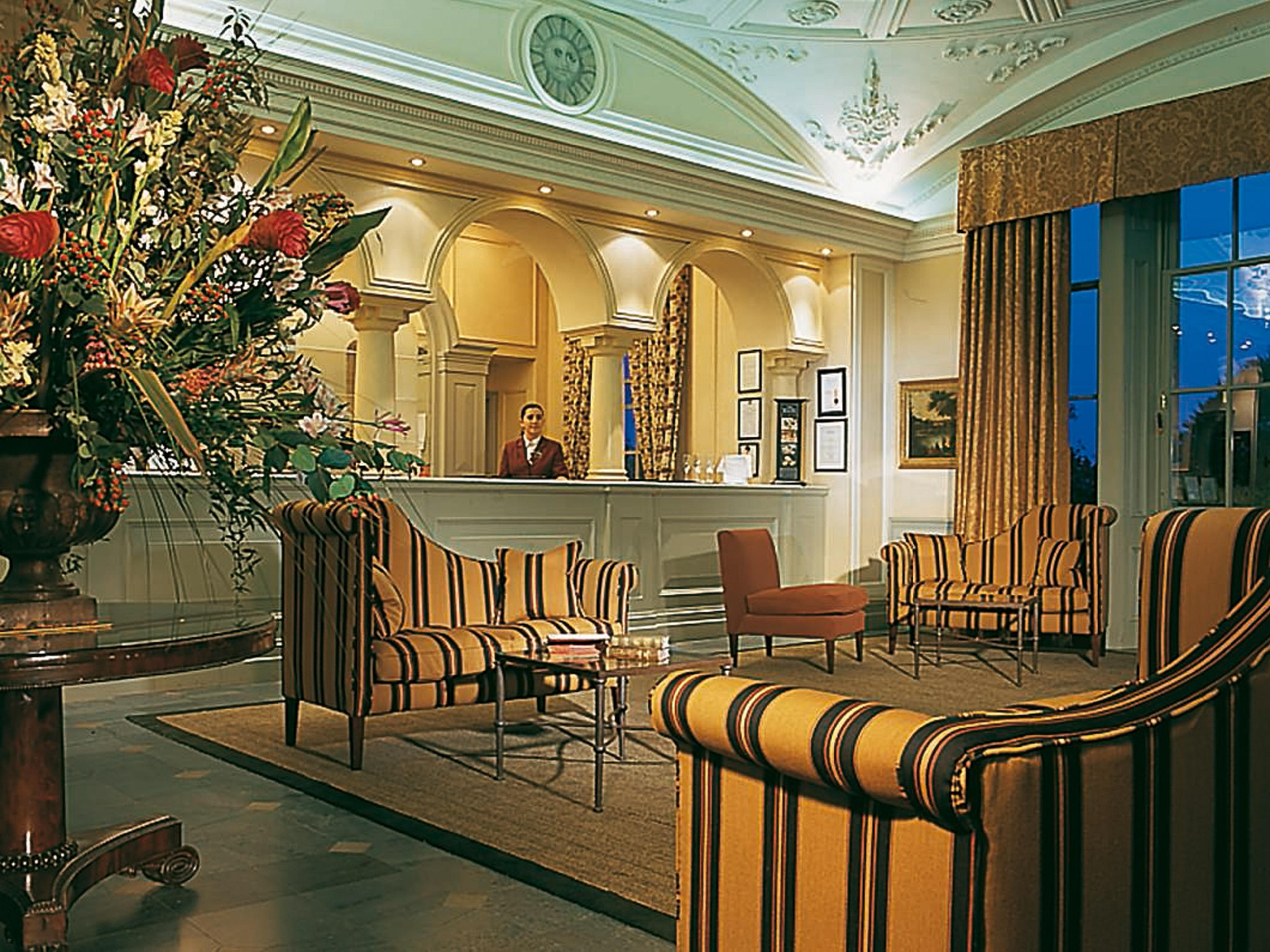 Macdonald Hotel