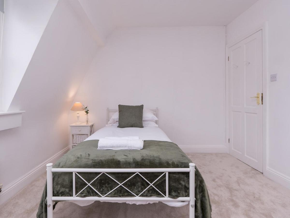 Holiday home Pass The Keys Stylish In Bath