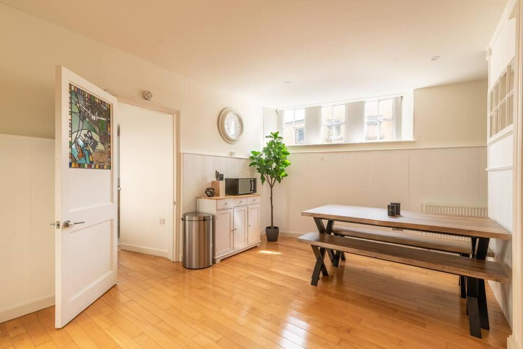 Apartment Look No Further The Stable Block In Beautiful Beaufort House 2 Bedrooms Bath