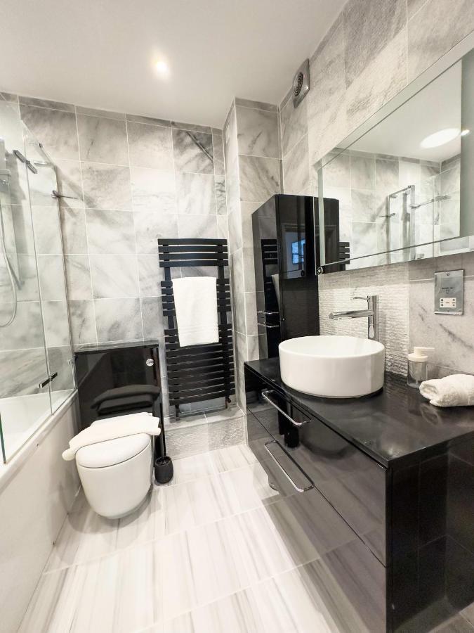 Garden Flat In Period Centrally Located * Bath