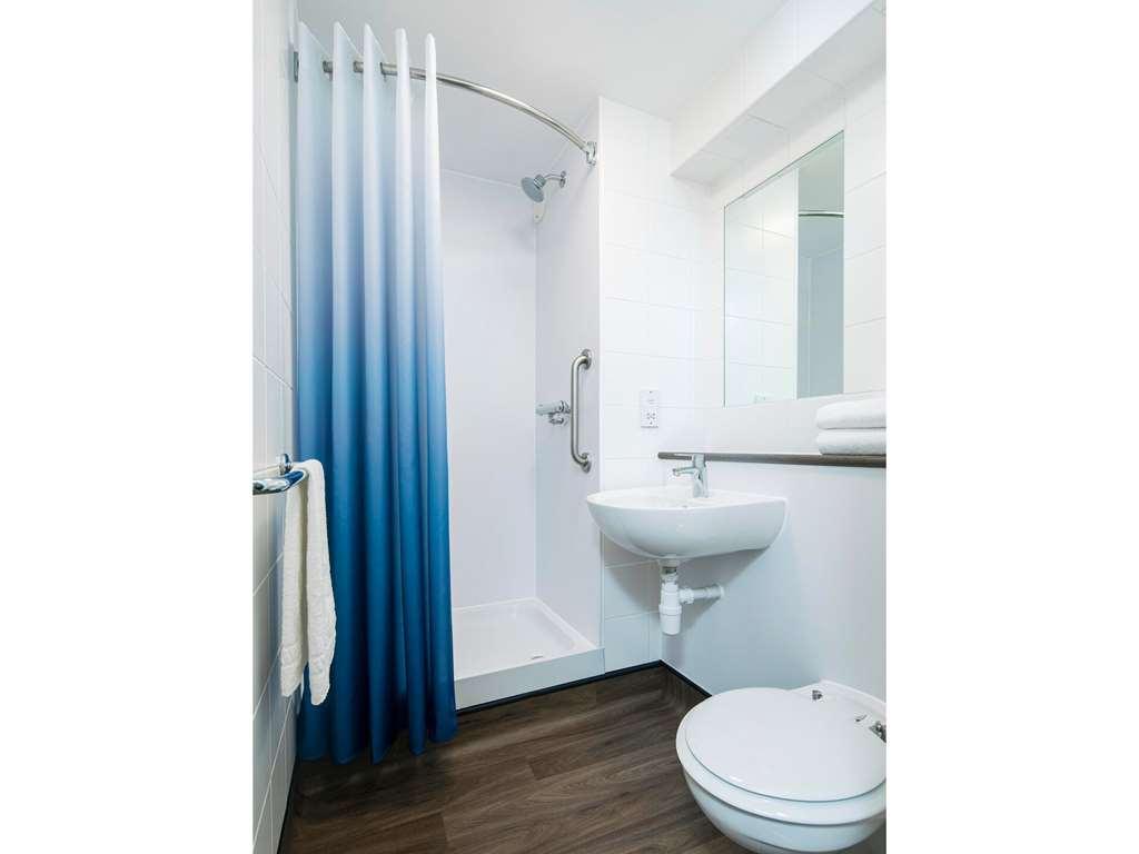 Travelodge 3*
