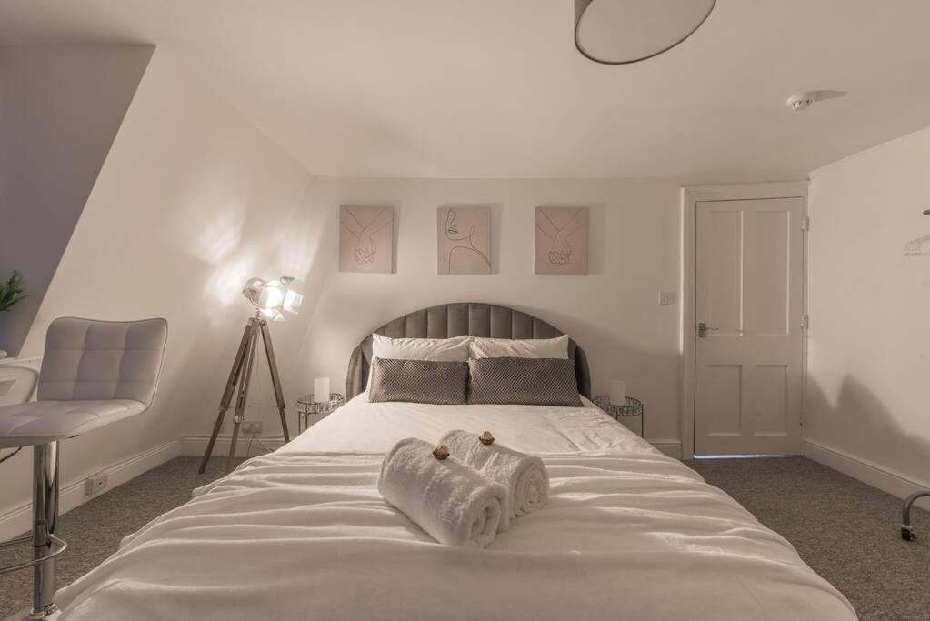 Parade Gardens Boutique Apartments- Central, Grade I Listed, 4k Tvs, Hidden Views Apartment