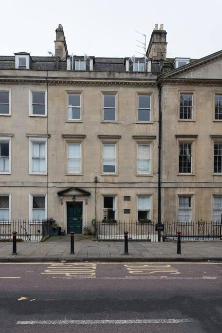 Apartment Parade Gardens Boutique Apartments- Central, Grade I Listed, 4k Tvs, Hidden Views