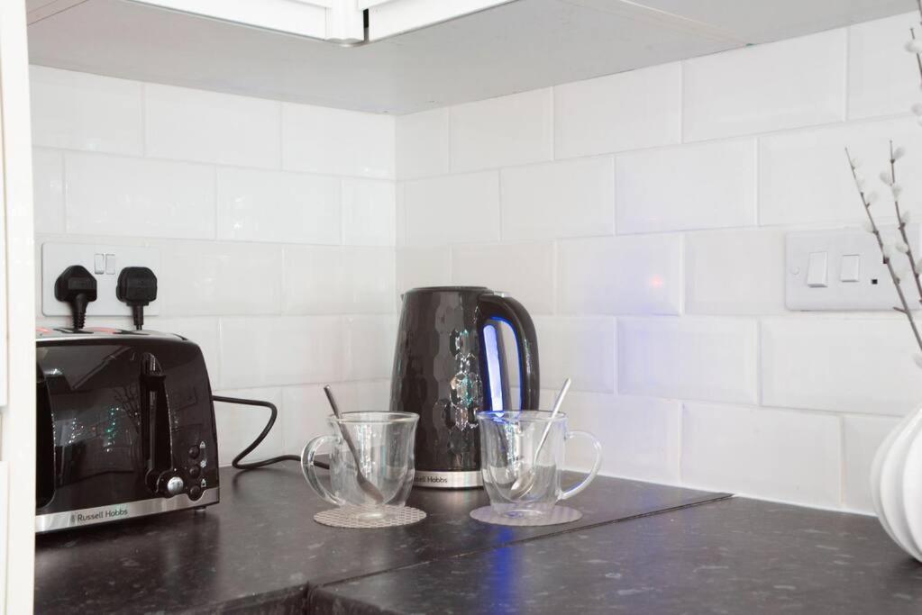 Parade Gardens Boutique Apartments- Central, Grade I Listed, 4k Tvs, Hidden Views Bath