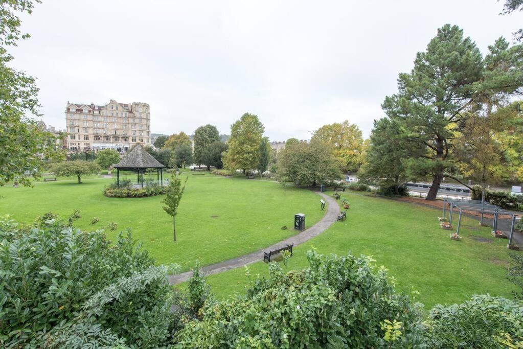 Apartment Parade Gardens Boutique Apartments- Central, Grade I Listed, 4k Tvs, Hidden Views