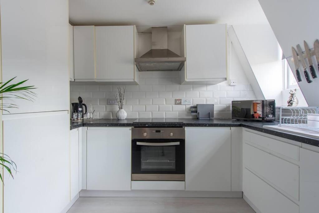 Parade Gardens Boutique Apartments- Central, Grade I Listed, 4k Tvs, Hidden Views * Bath