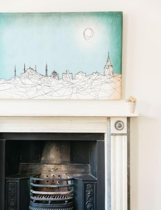 Luxury, Central, Sun-filled 3 Bed Haven In Apartment Bath
