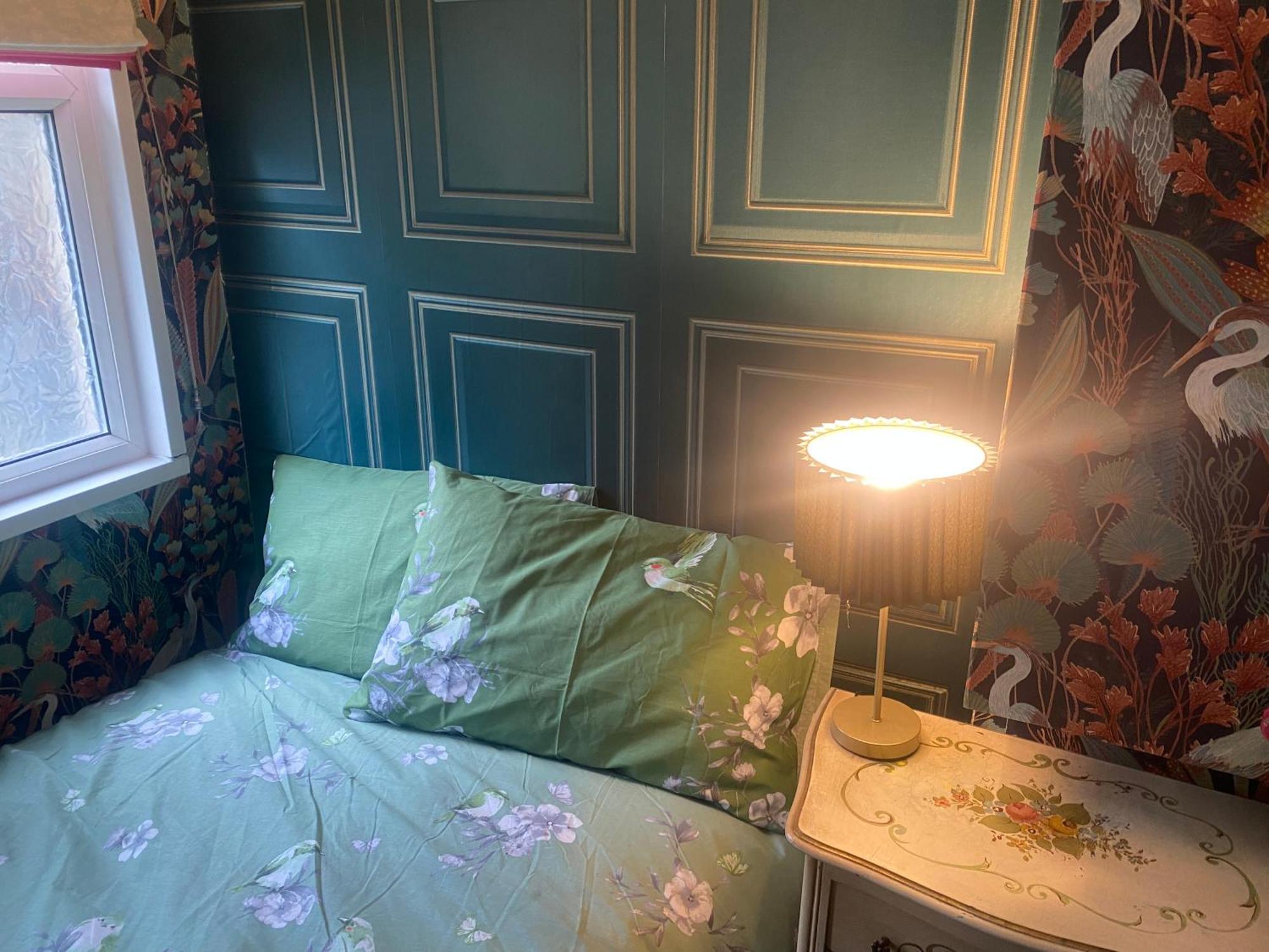 Quiet Lower Floor 2 Bed With Private Patio Garden 4*