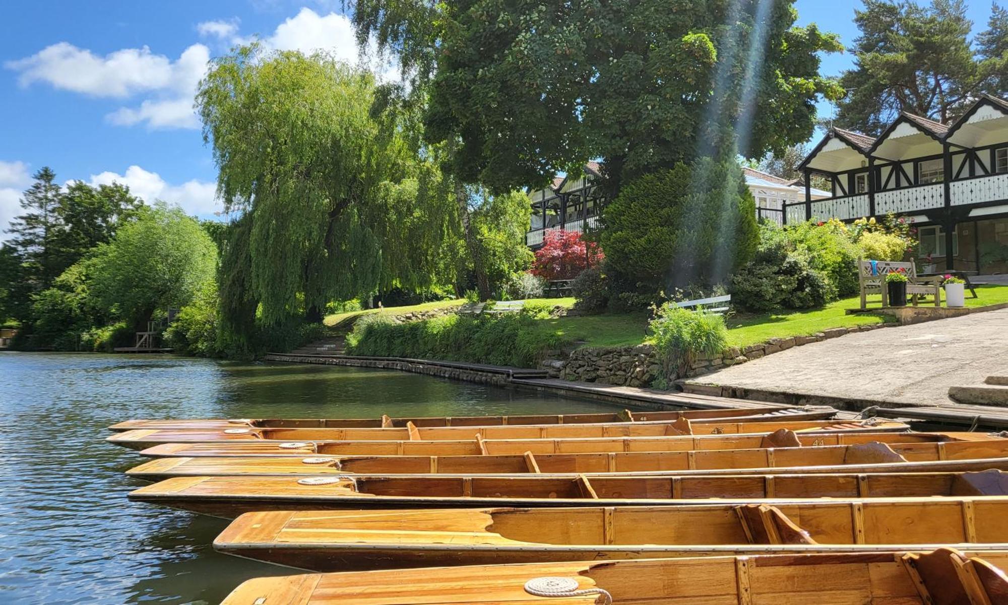 Boating Station Bath