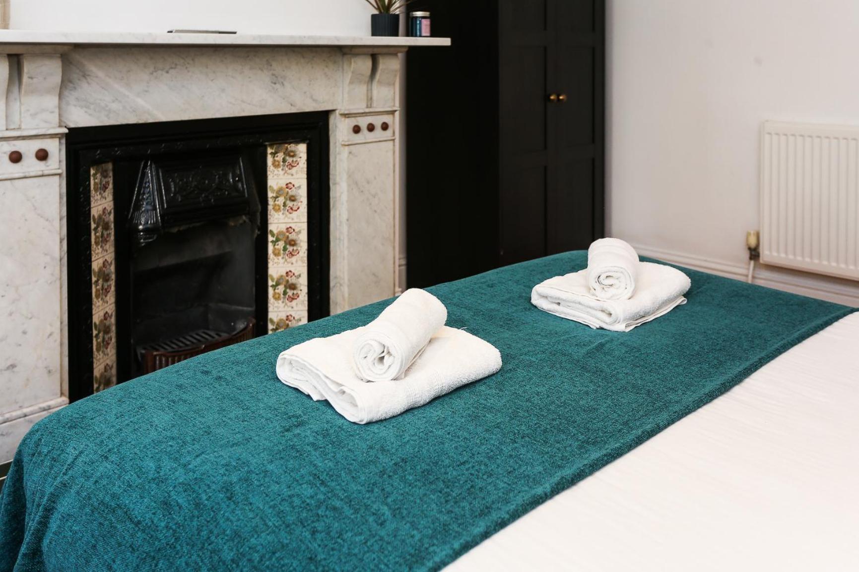 Apartment Newbridge Road, One Bedroom Bath