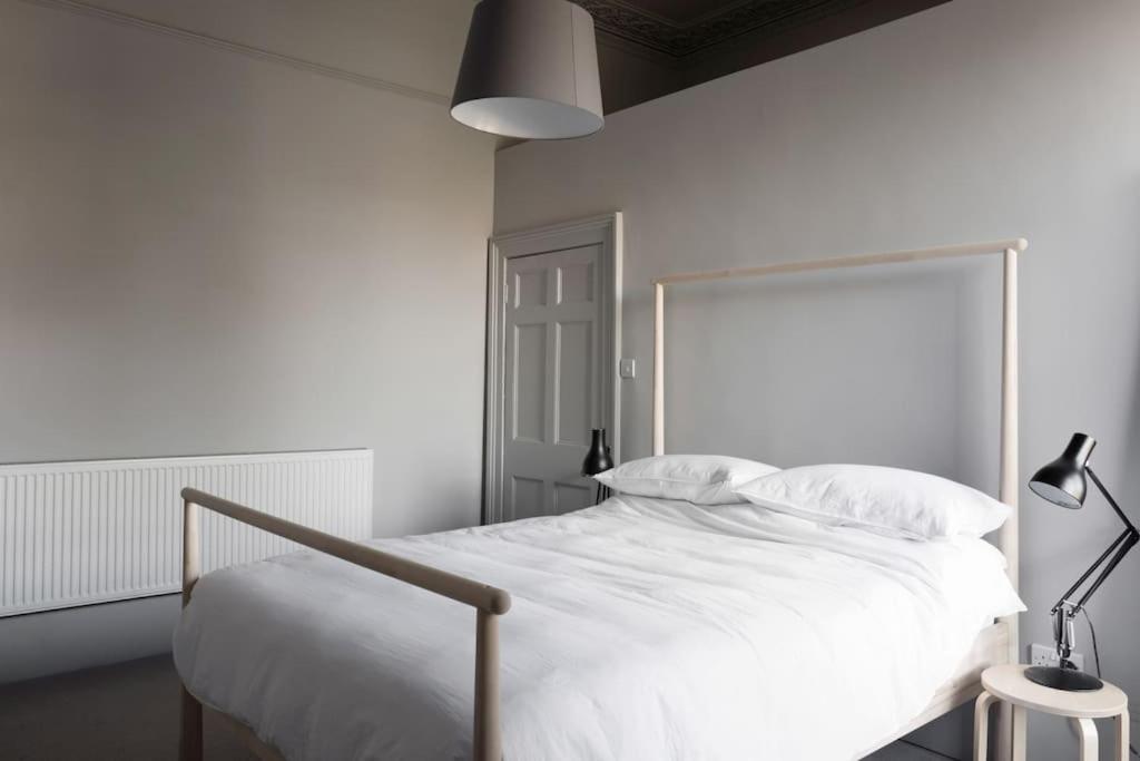 Apartment Spacious Georgian Pad - Free Parking - Walk To Bath