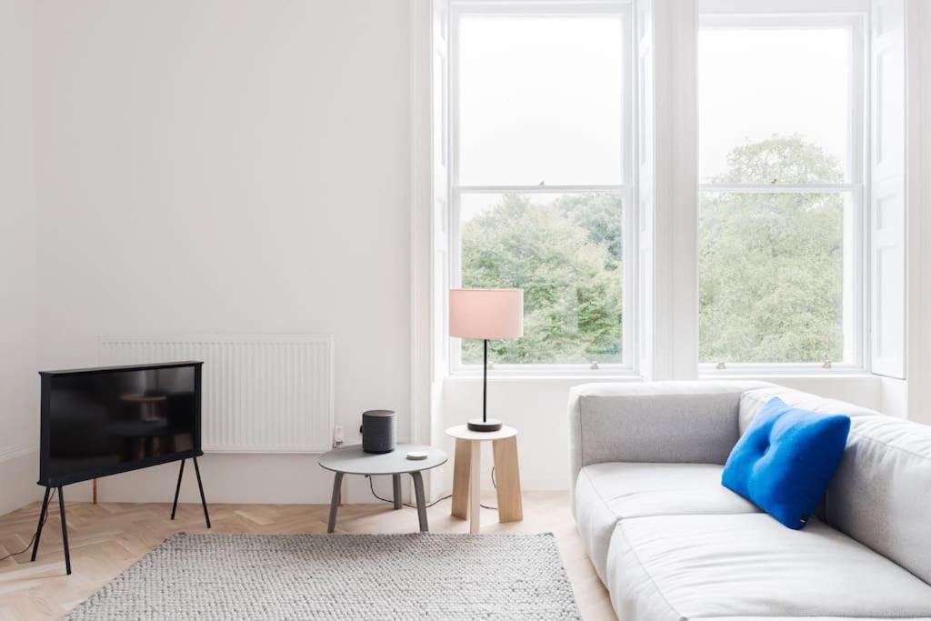 Apartment Spacious Georgian Pad - Free Parking - Walk To
