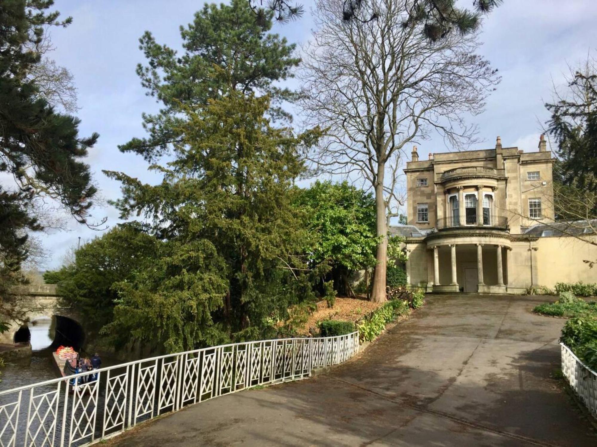 Pass The Keys Delightful Sydney Gardens Private Parking Holiday home Bath