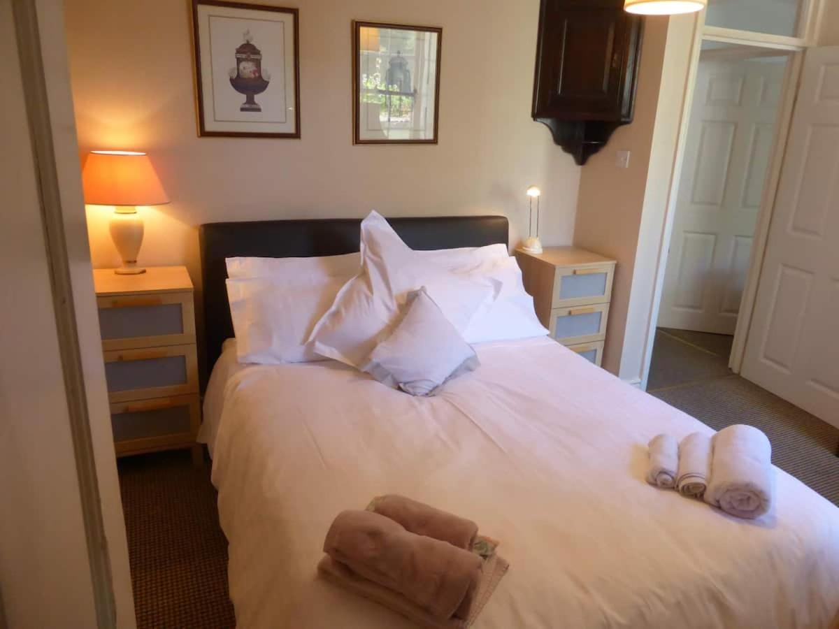 Apartment Georgian Garden Flat With Free Parking *