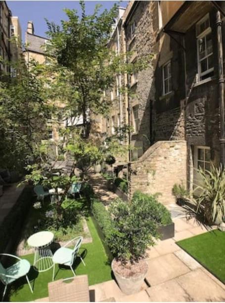 Orchard Street: 1br With Garden * Bath