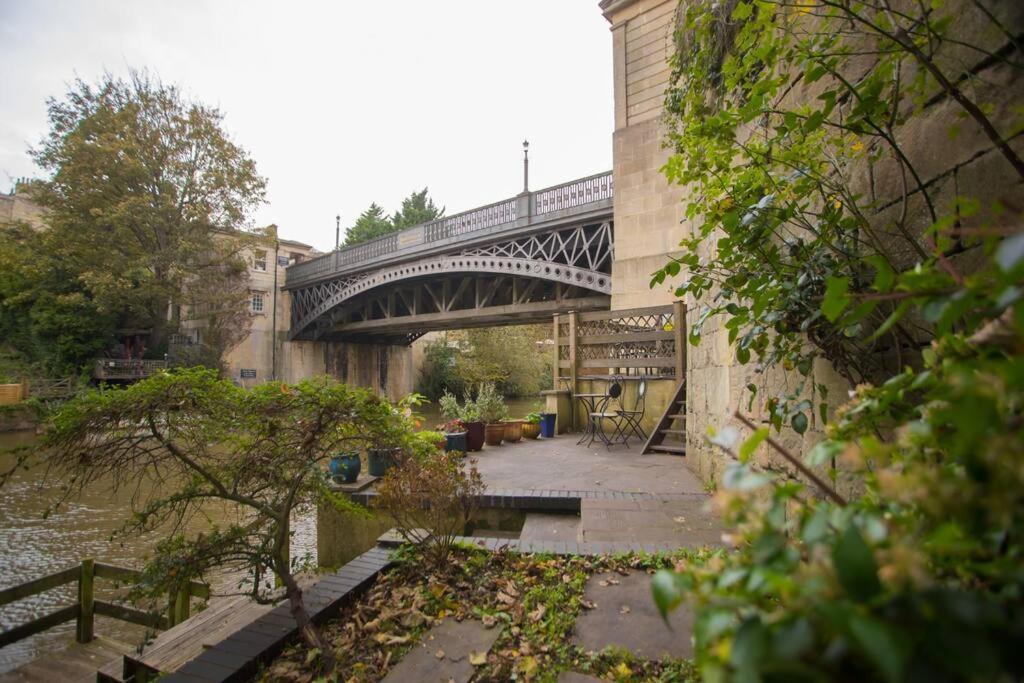 River View House Cleveland Bridge *