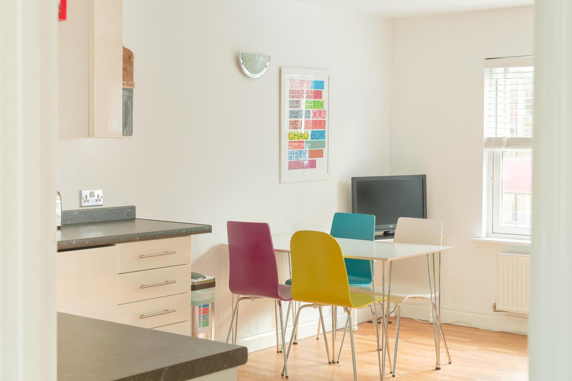 Breaks Apartment