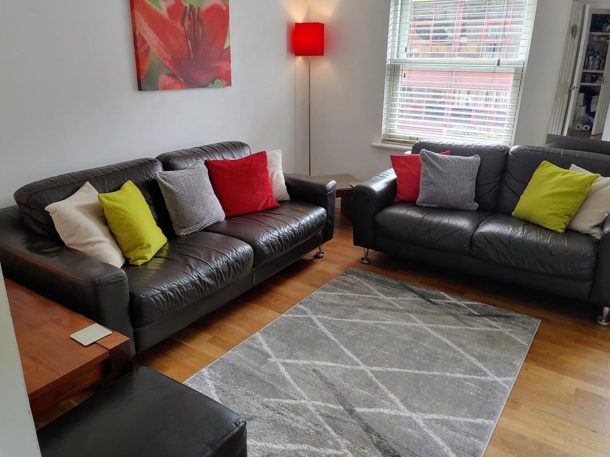 Apartment The House - Free 1st Breakfast - Free Parking *