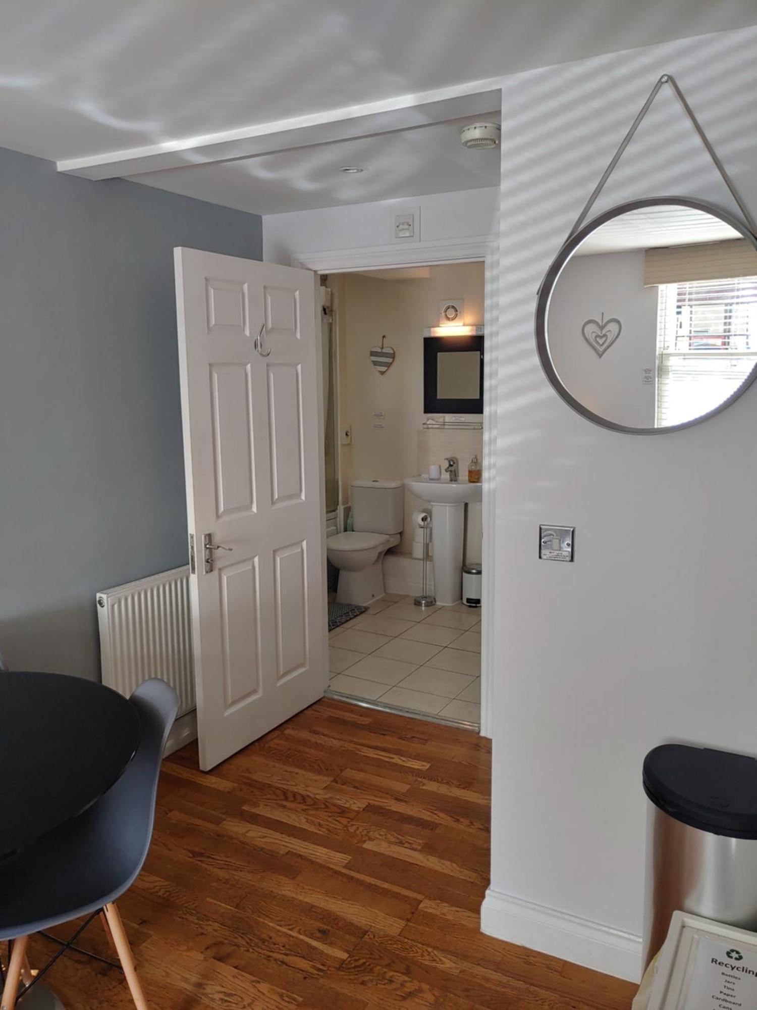 The House - Free 1st Breakfast - Free Parking Bath