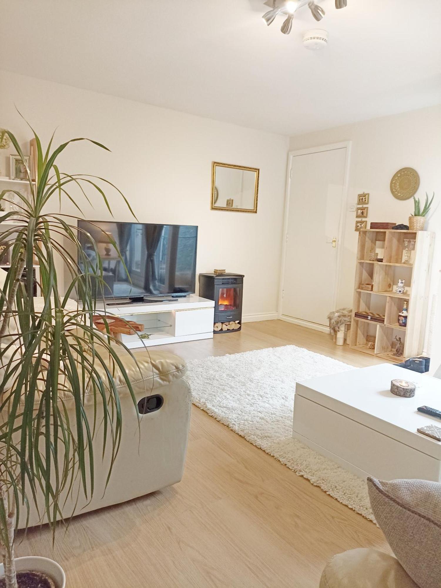 Cosy Near The Centre With Free Parking *
