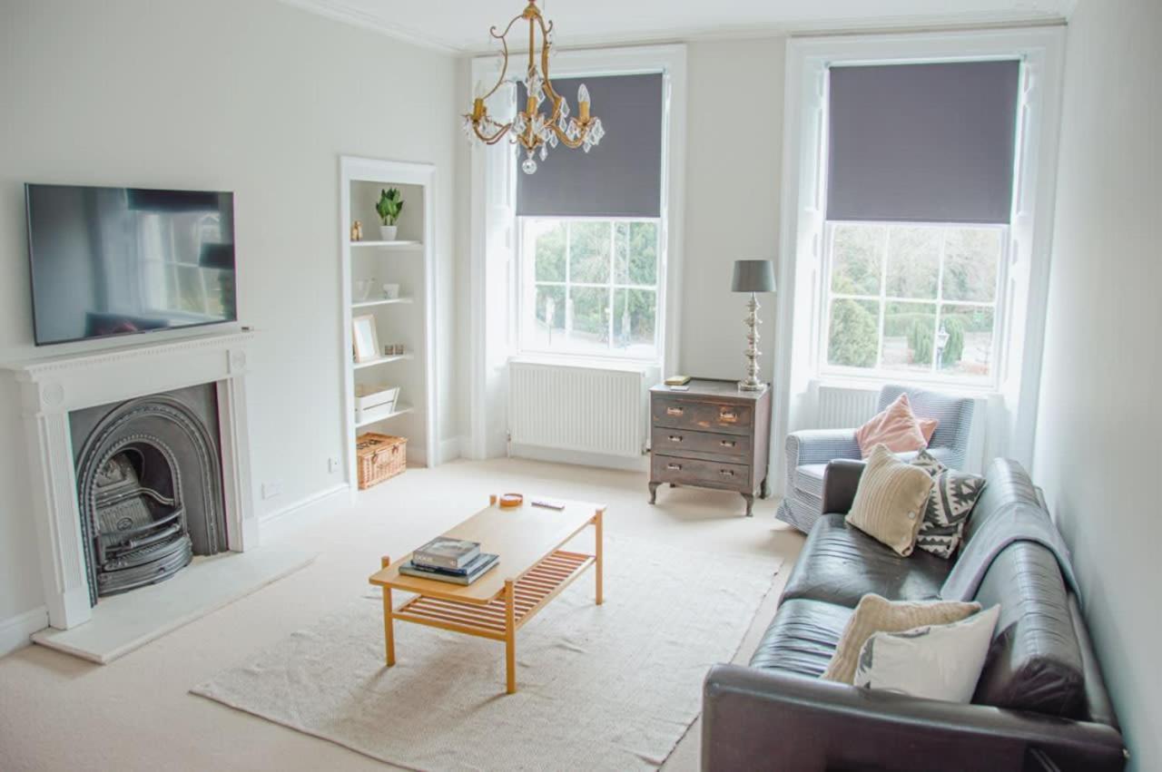 Beautiful Georgian One Bedroom