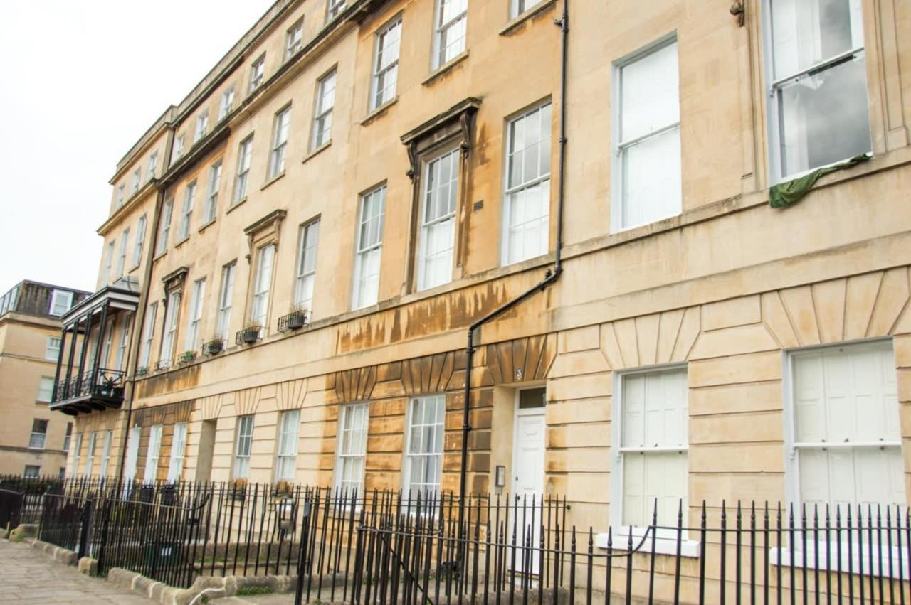 Beautiful Georgian One Bedroom *