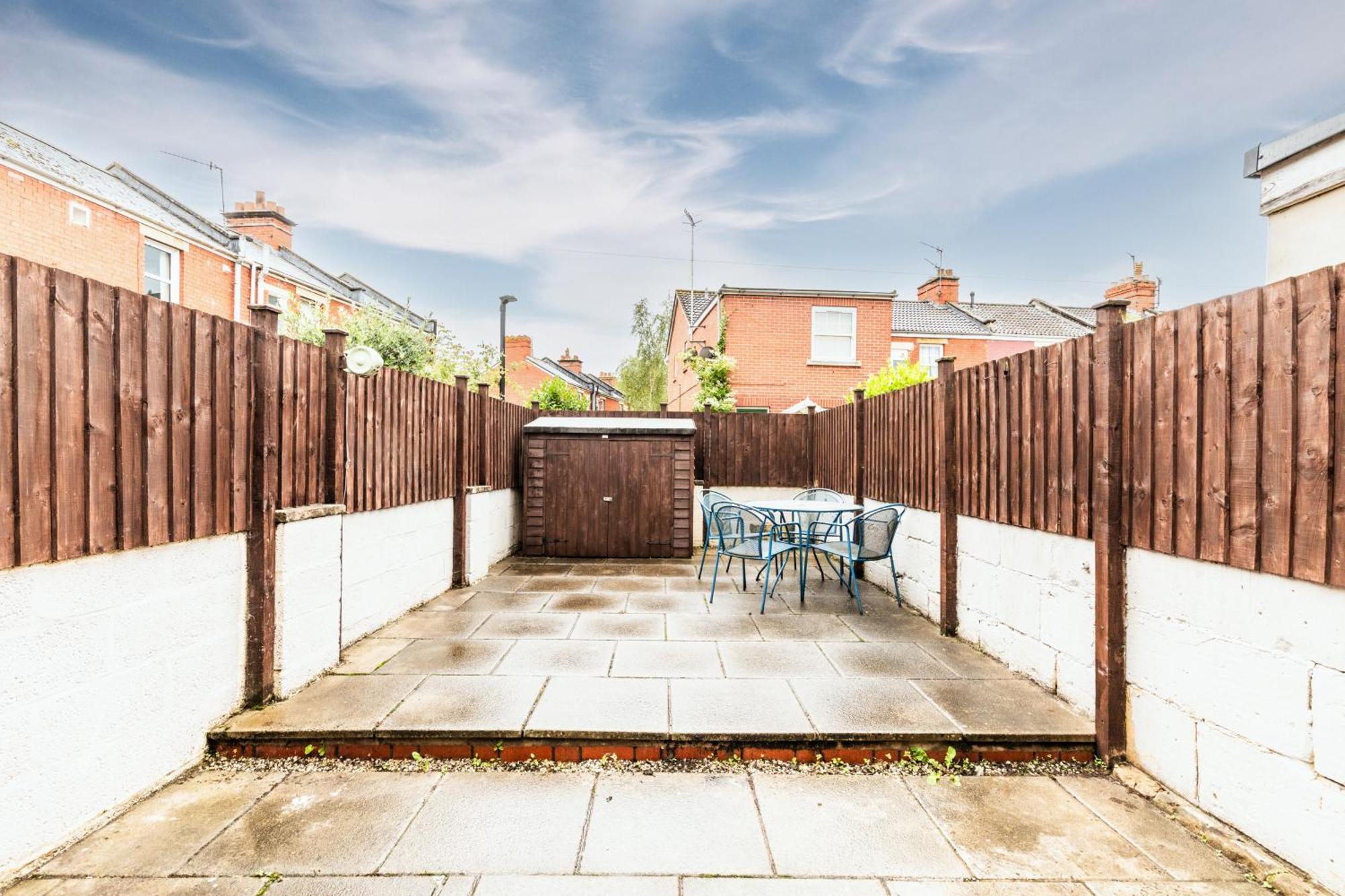Apartment The Broadway - 2 Bedrooms With Parking, *