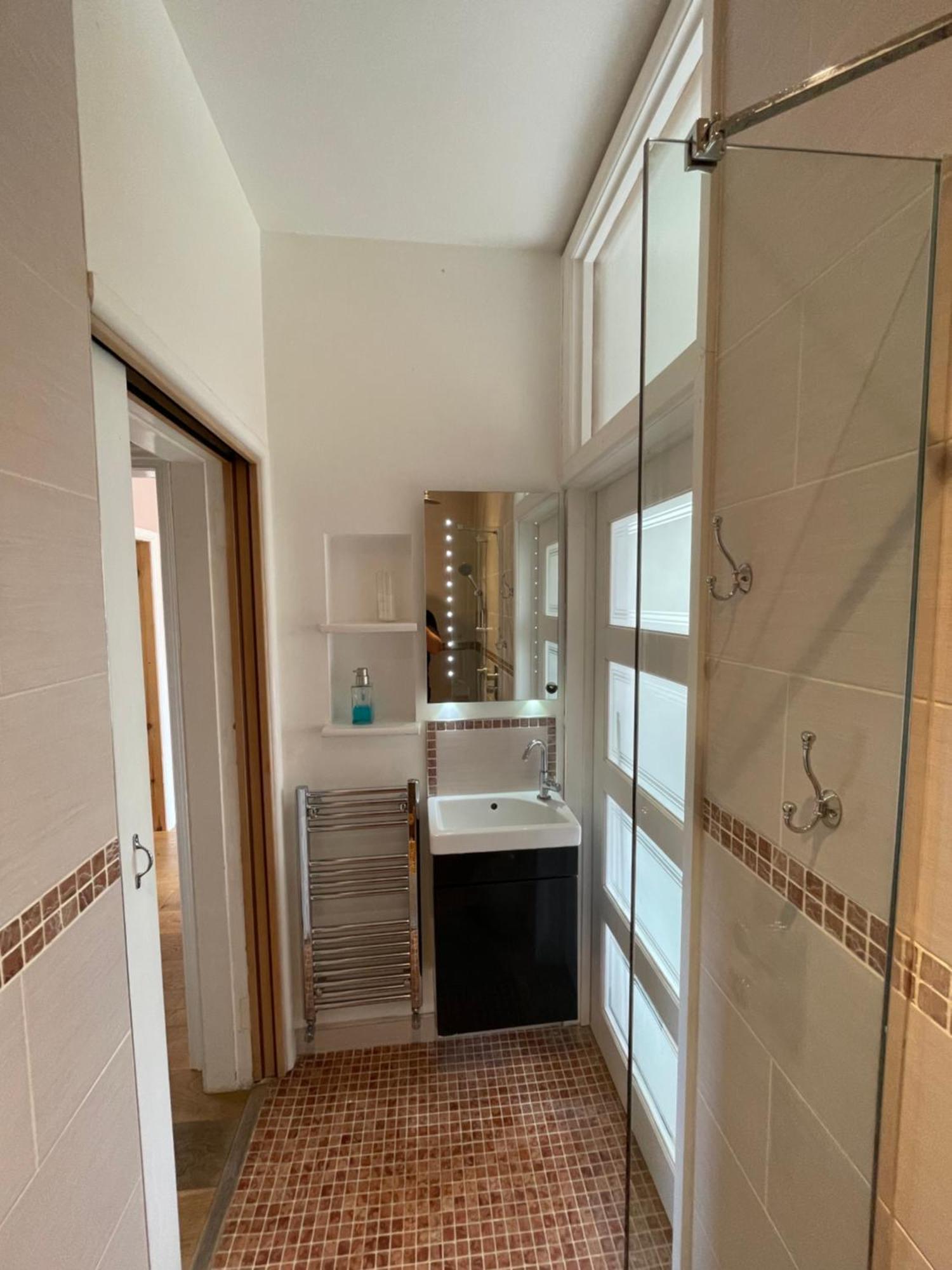 Holiday Apartment Bath