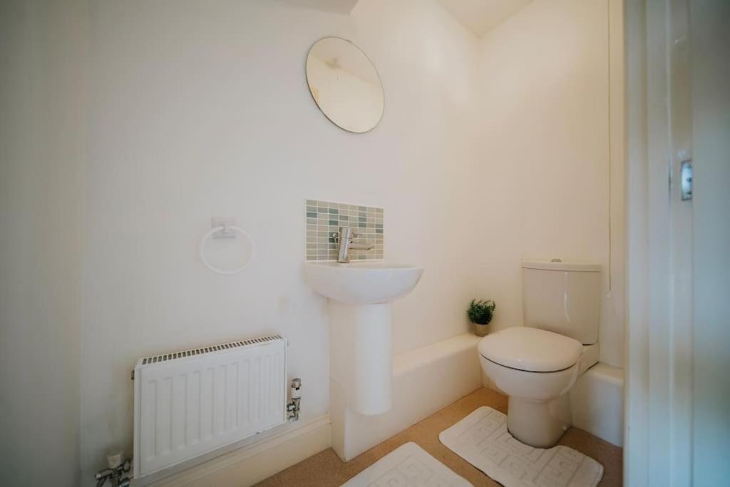 Linen Cottage- Parking, Leds, 4k Tvs, 5g Wifi And More! Holiday home