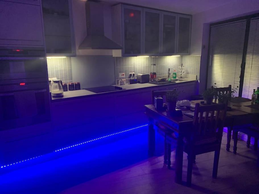 Holiday home Entire With 2 Car Parking.stunning Views