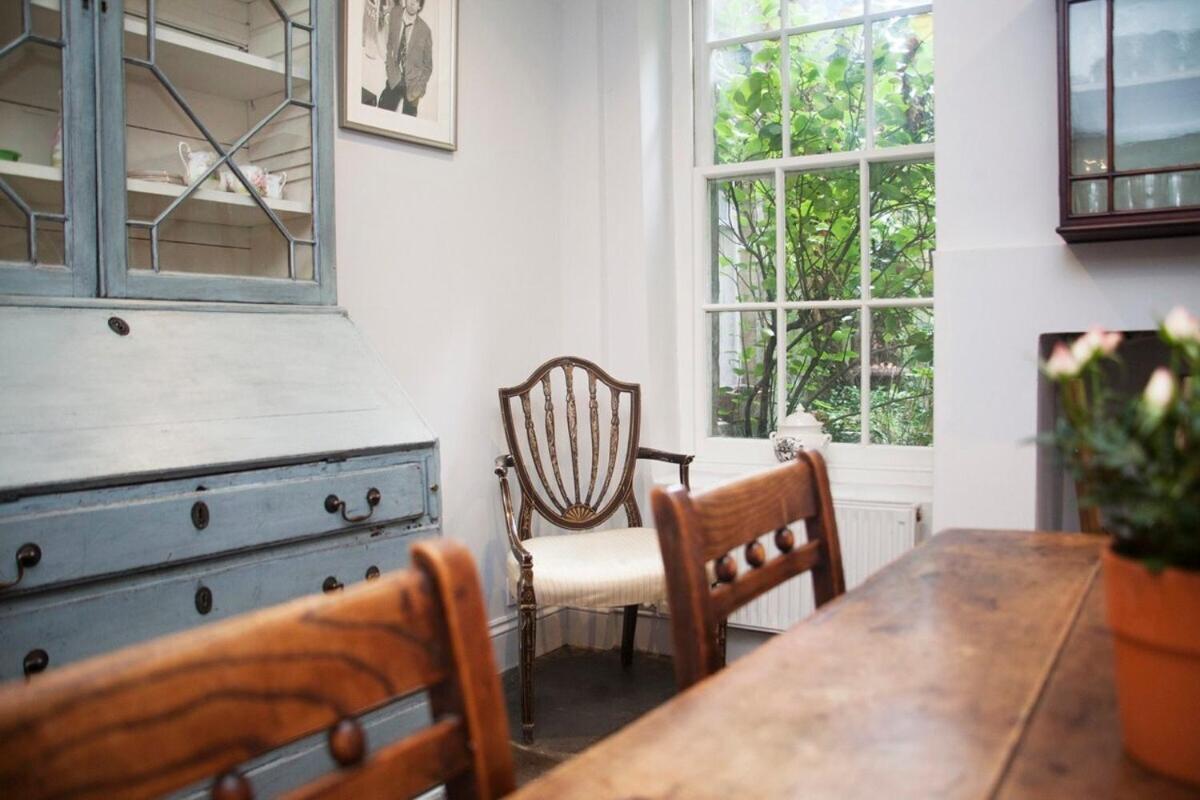 The Georgian Townhouse @ Pierrepont Place Apartment *