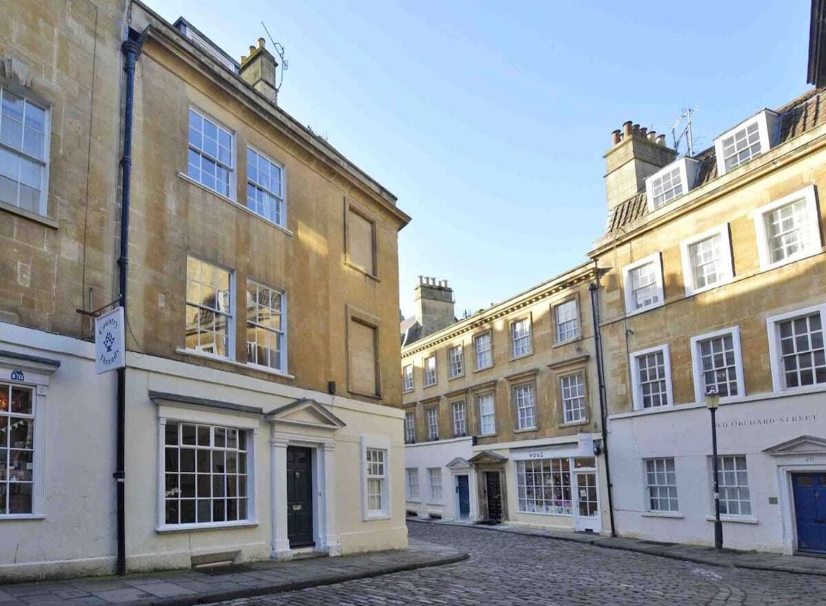 The Georgian Townhouse @ Pierrepont Place Apartment *