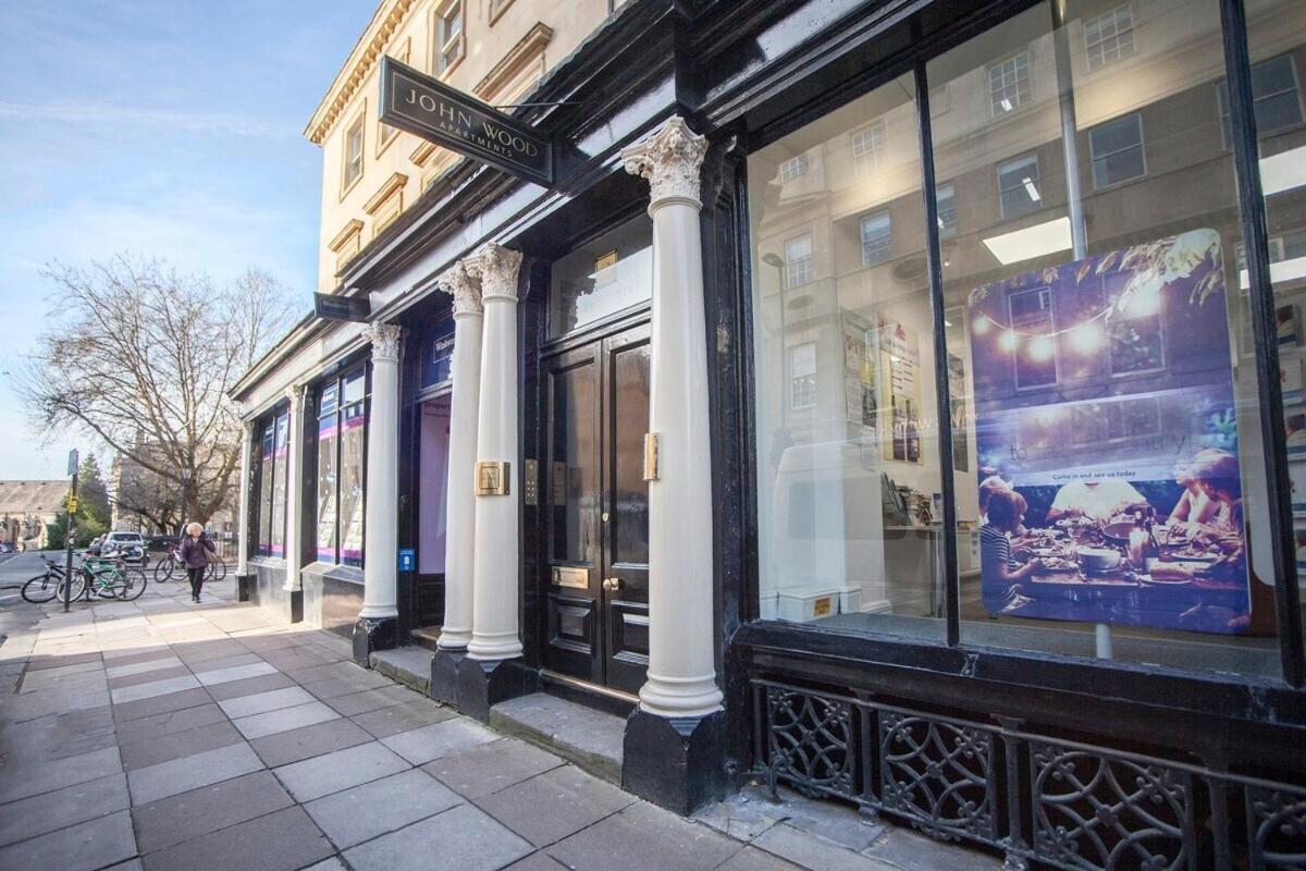 Stylish Wood Street * Bath