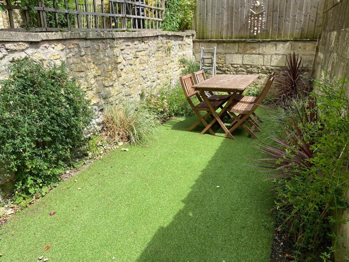 Apartment Georgian Garden - *
