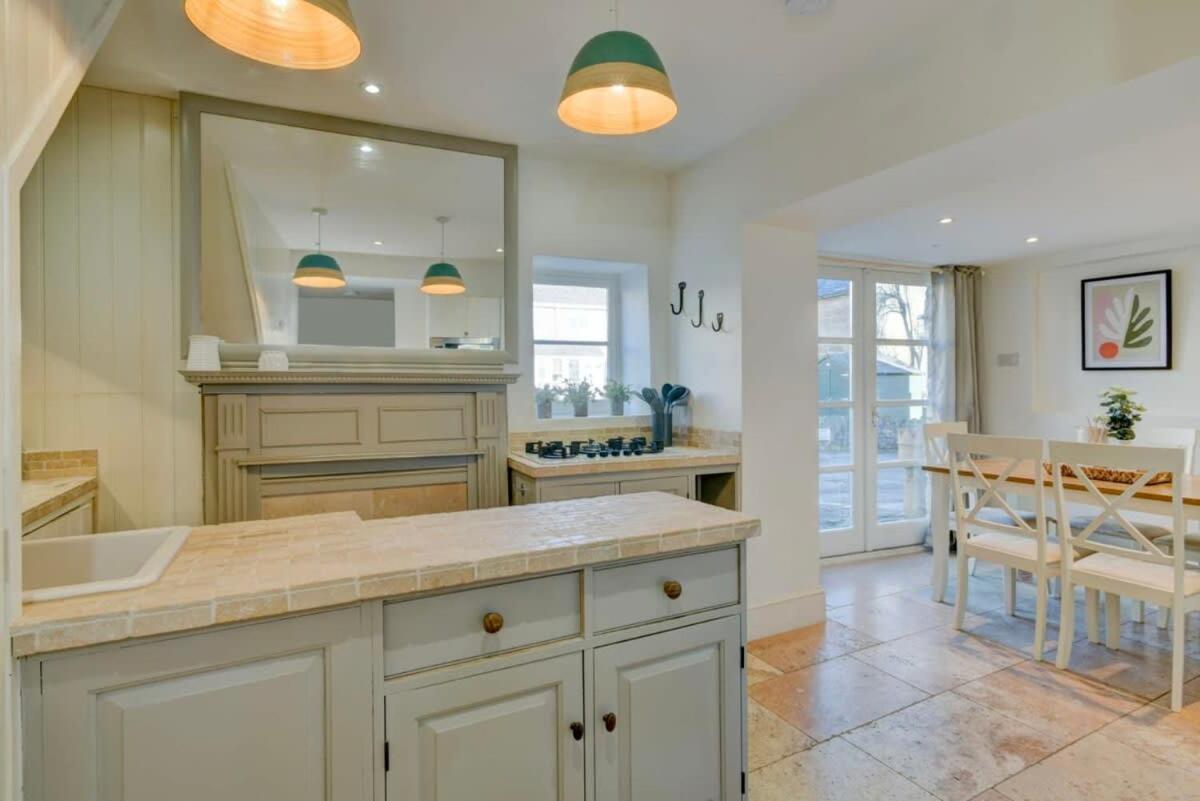 Holiday home Seven Acres With Parking Bath