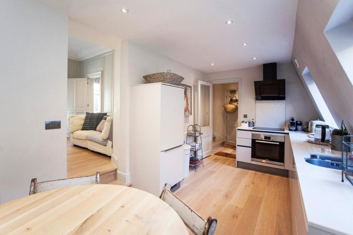 Elegant Georgian Maisonette - Apartment