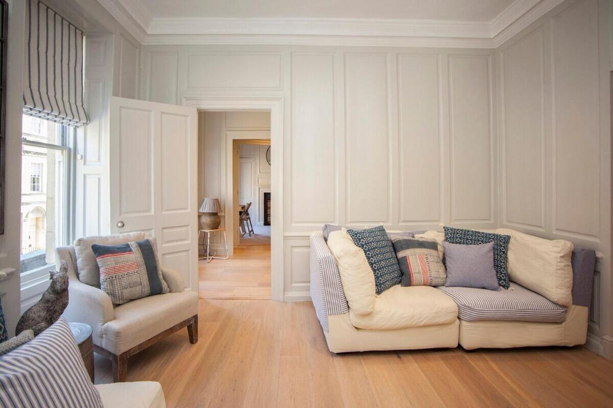 Elegant Georgian Maisonette -