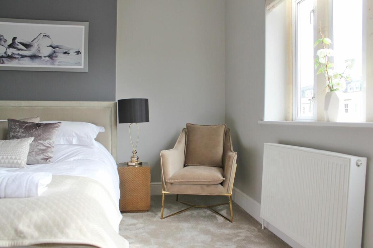 ※ Lovely House- With Parking ※ Holiday home Bath