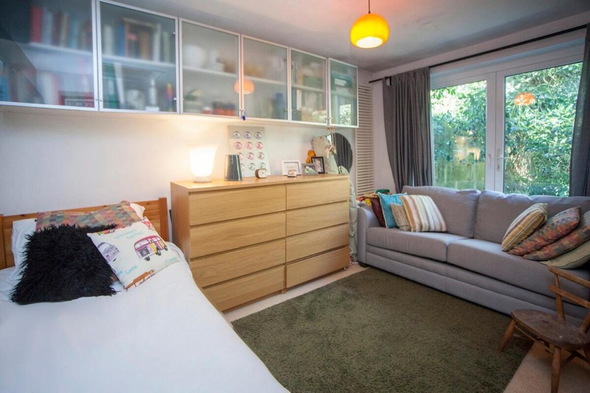 ※ Relaxing Home- Parking & Gorgeous Gardens Bath