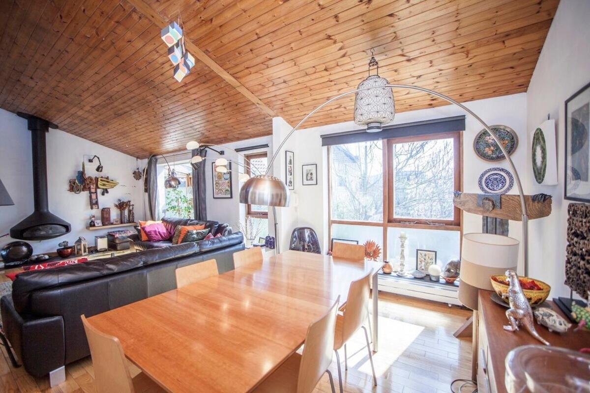 ※ Relaxing Home- Parking & Gorgeous Gardens Holiday home