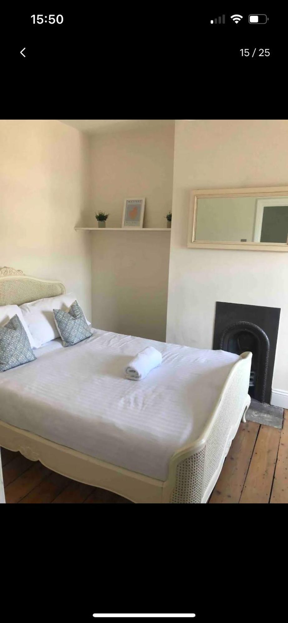 Spacious*close To City*parking*dogs Allowed *