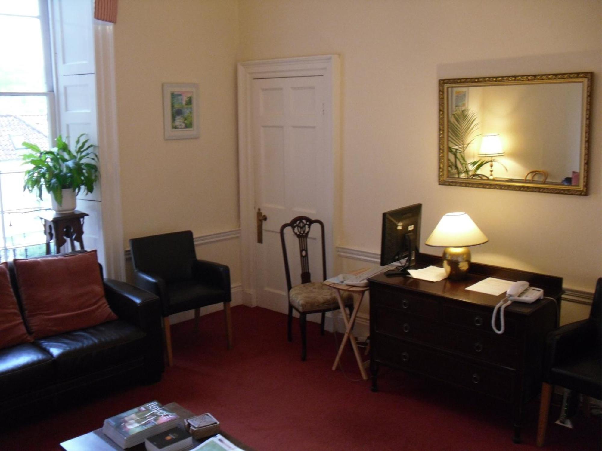 Guest house Edgar Townhouse 3*
