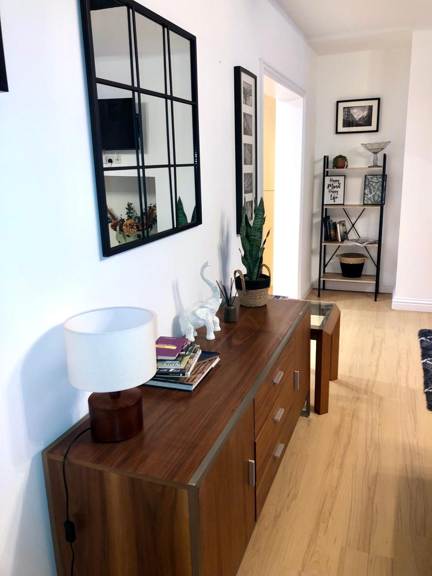 Apartment Superbly Located 2 Bedroom Luxury *