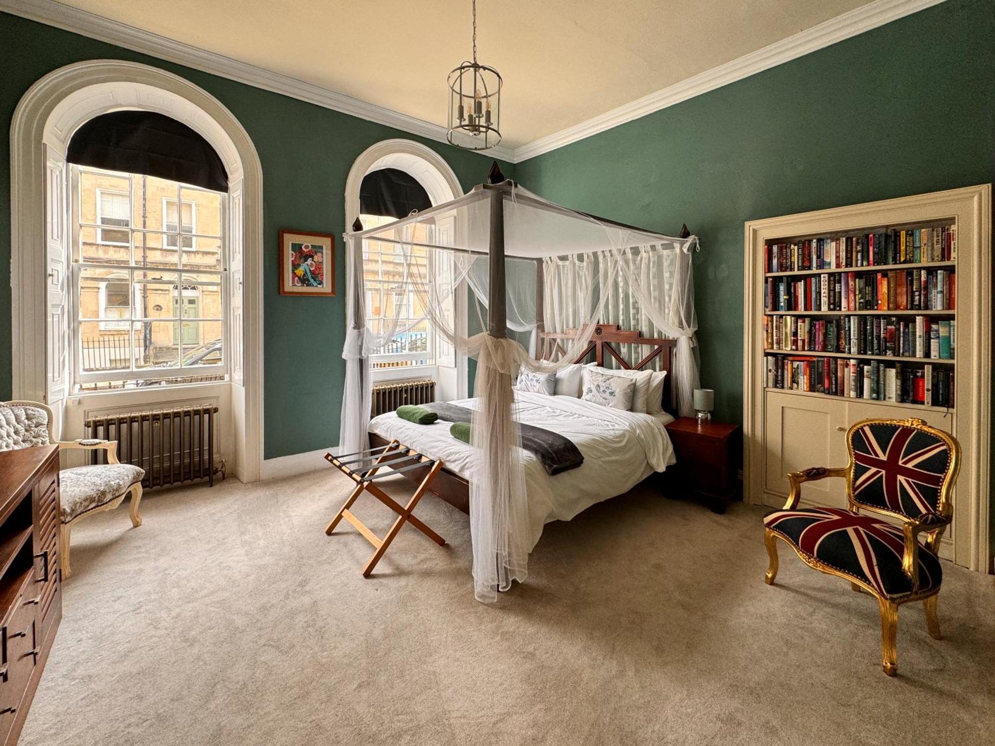 Apartment The Pickwick House 2 Bedroom Free Parking