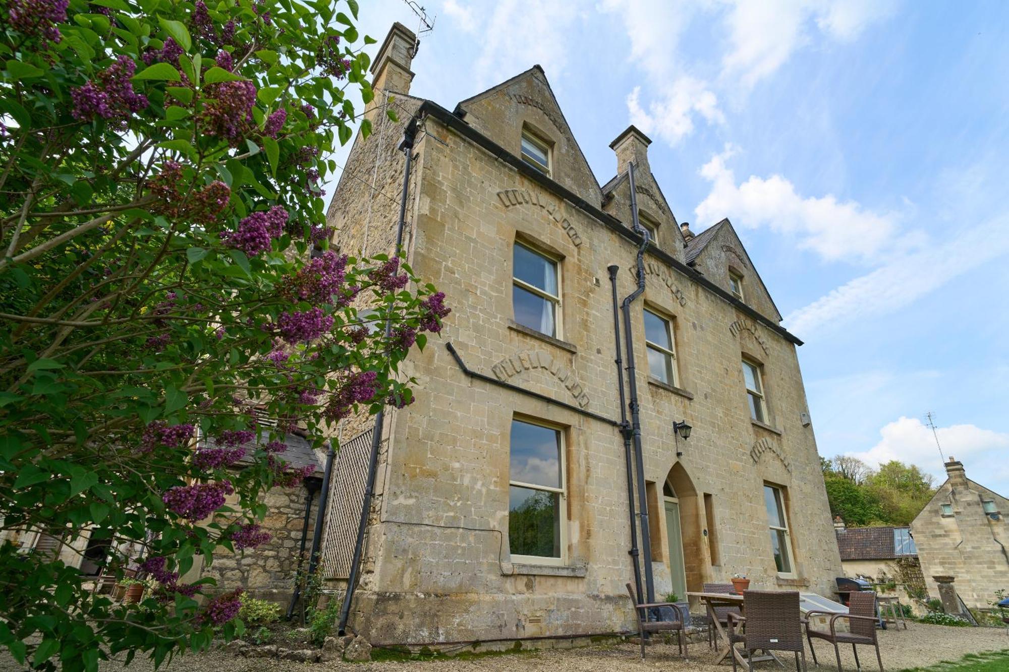 Luxury Big House Berkeley House Near Bath