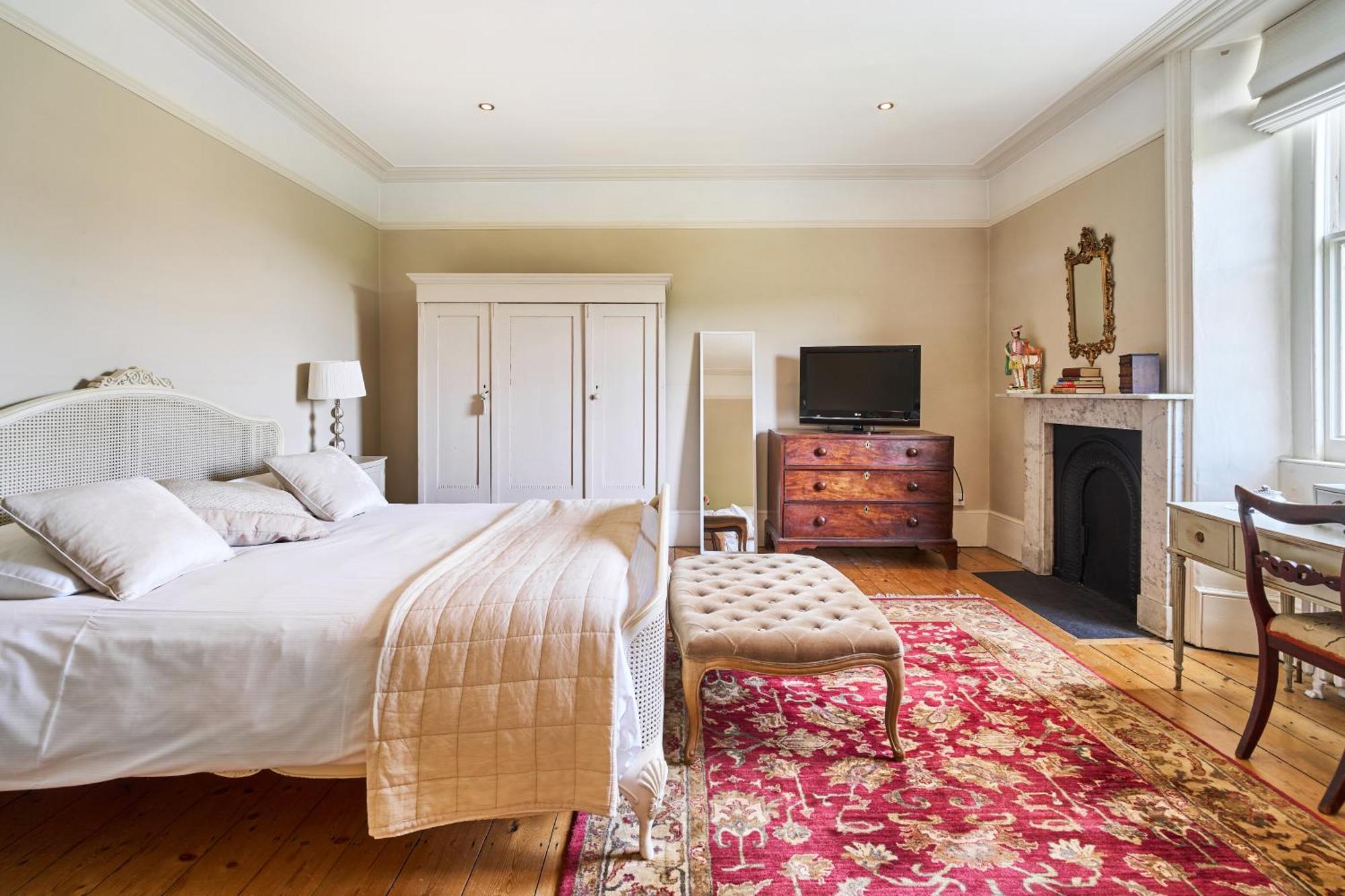Luxury Big House Berkeley House Near * Bath