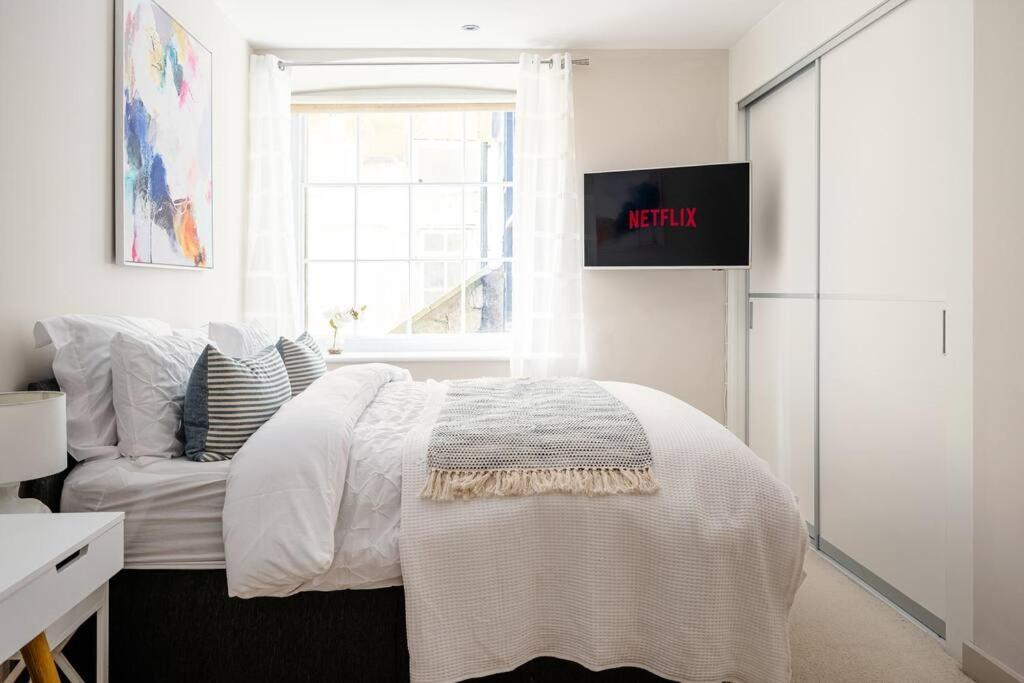 Stunning 2 Bedroom In Converted Chapel