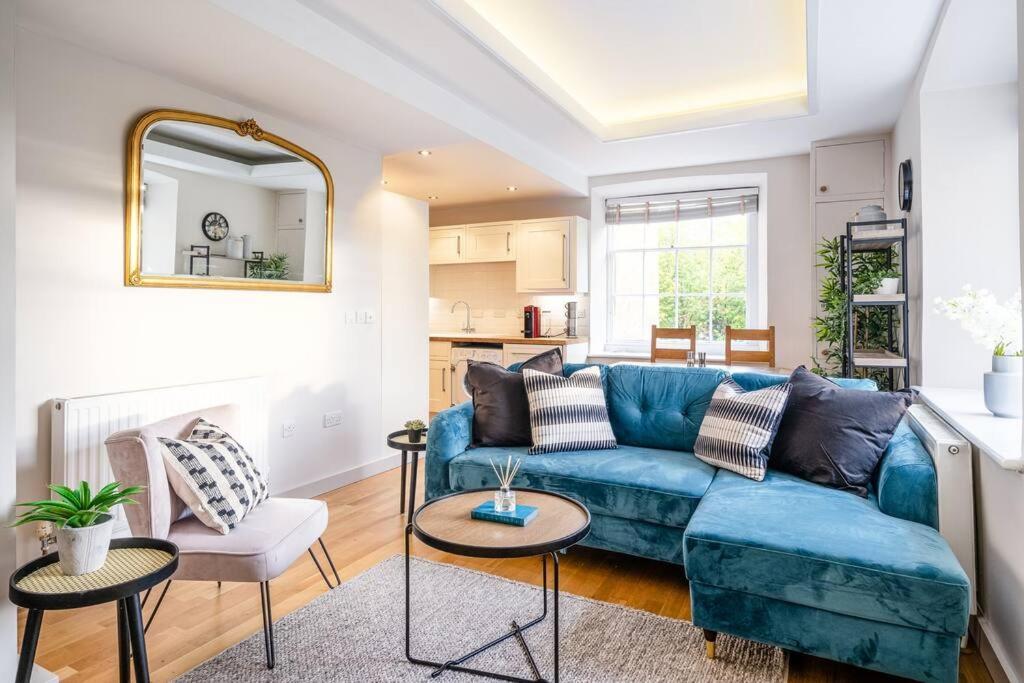 Holiday home Stunning 2 Bedroom In Converted Chapel Bath