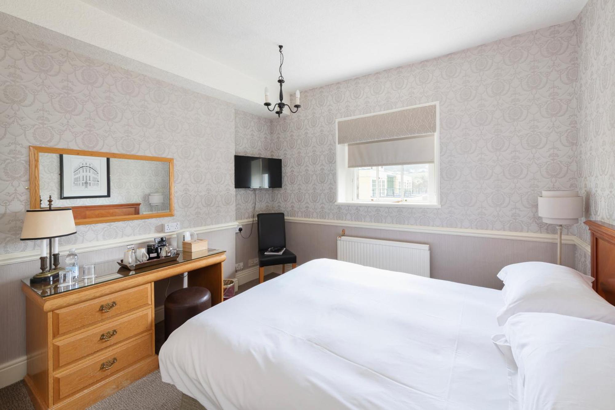 Royal Hotel 3*